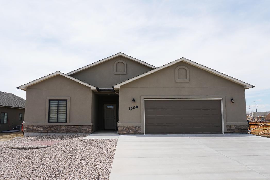 Eagleridge Homes Real Estate Development - Pueblo, CO