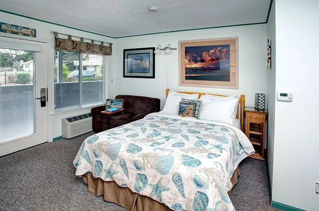 Lanai at the Cove Image