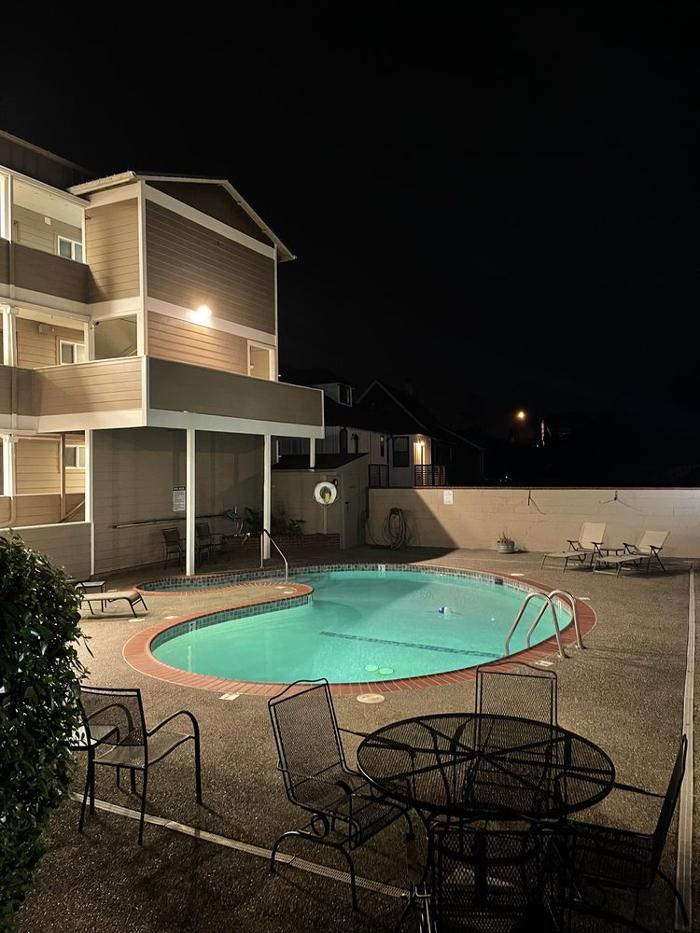 Lanai at the Cove Image