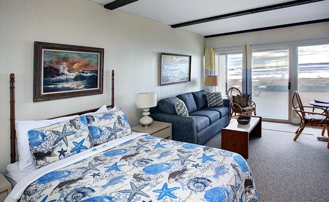 Lanai at the Cove Image