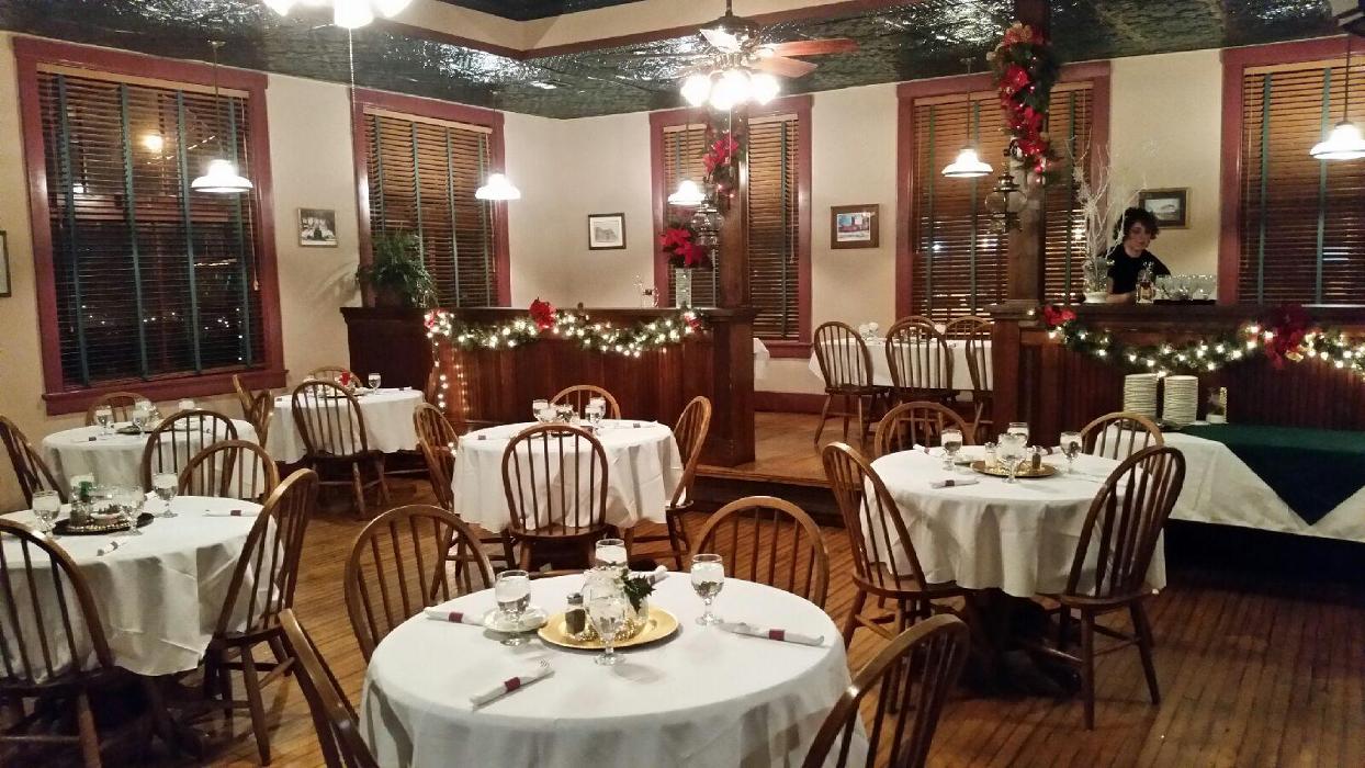 Central Station Bar & Grill - Dodge City, KS