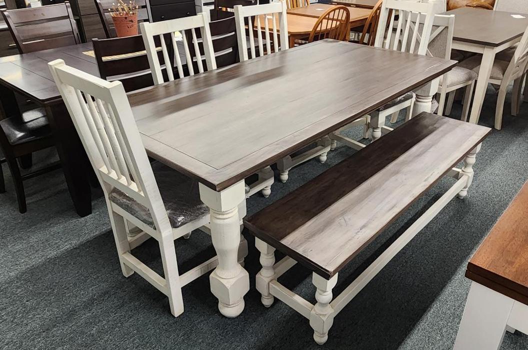 Hammond's Furniture Store Image