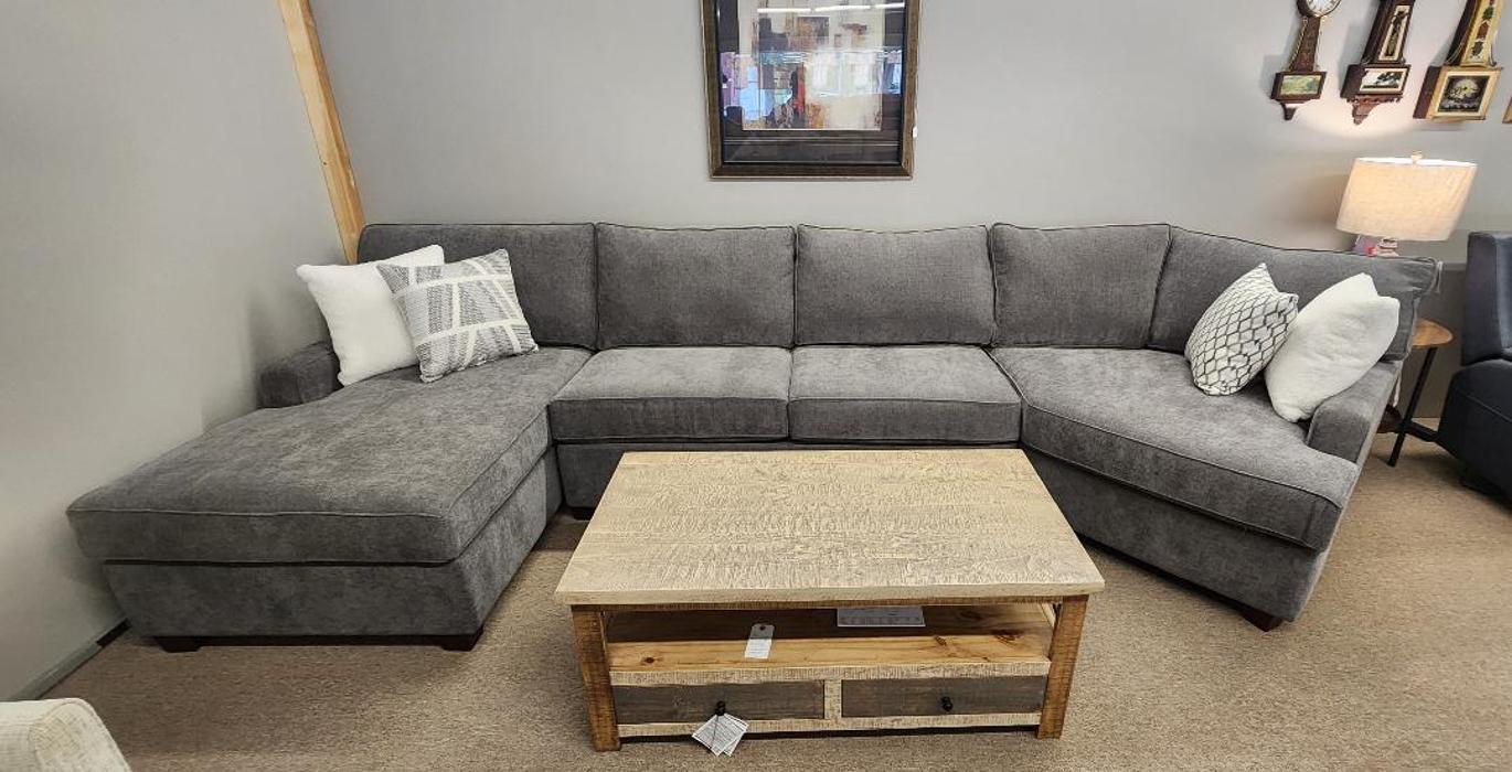 Hammond's Furniture Store Image