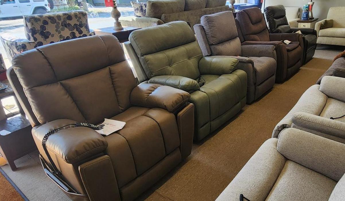 Hammond's Furniture Store Image