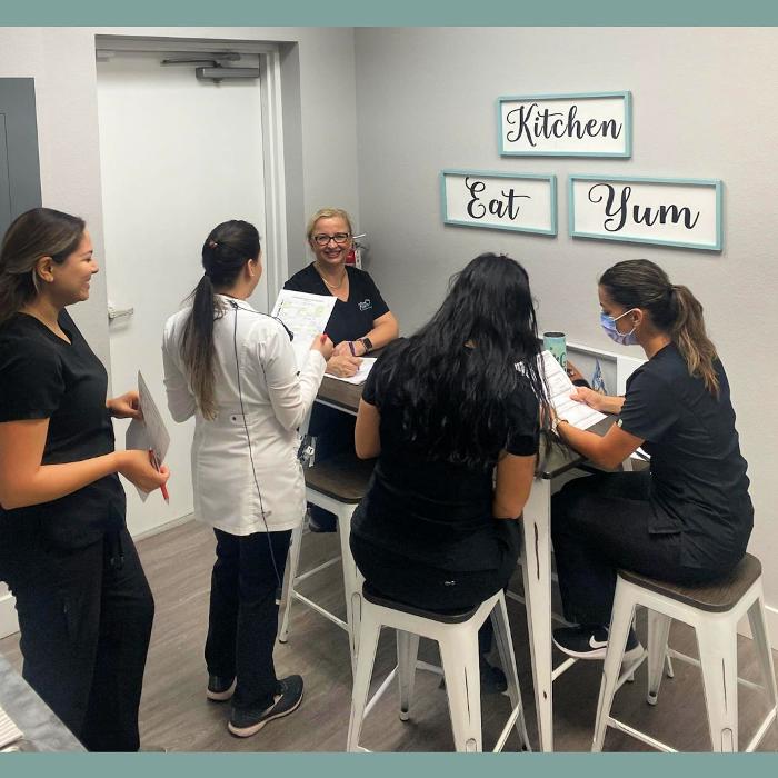 Elite Dental Care Image