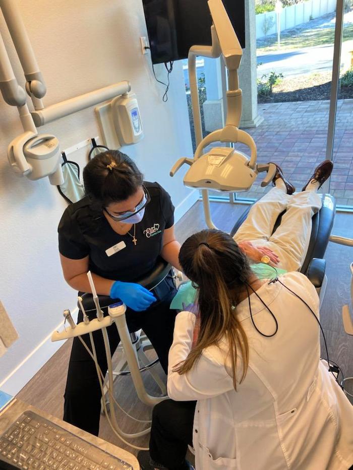 Elite Dental Care Image