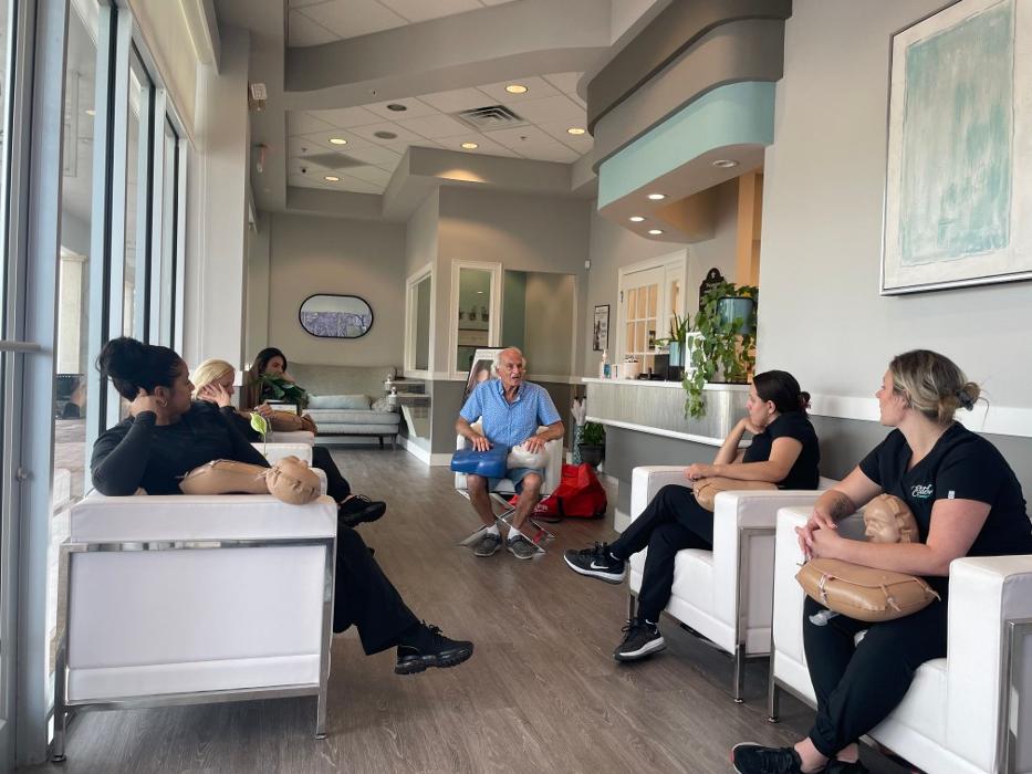 Elite Dental Care Image