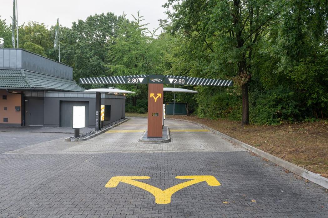 McDonald's, Adolf-Kempken-Weg in Mönchengladbach