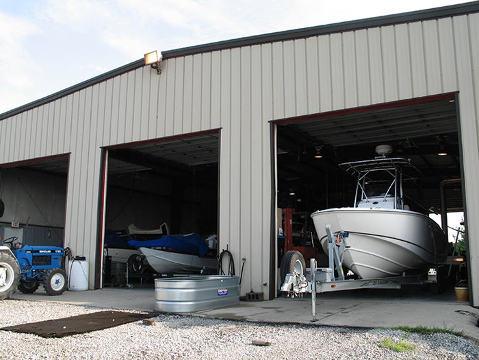 Dry Dock Boat Services - Cincinnati, OH