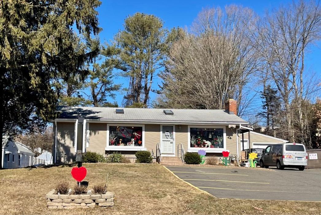 Broad Brook Gardens Image