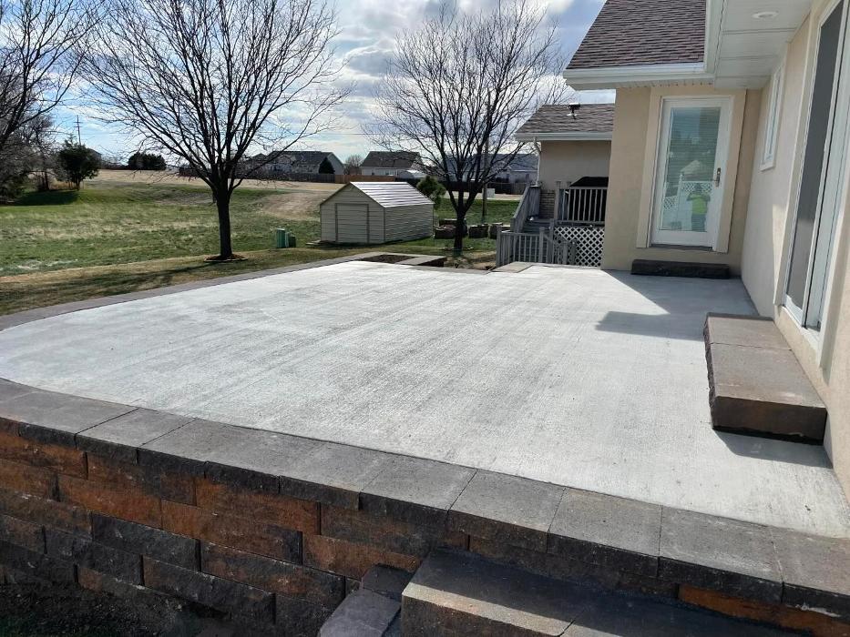 Total Lawn Care & Landscape Image