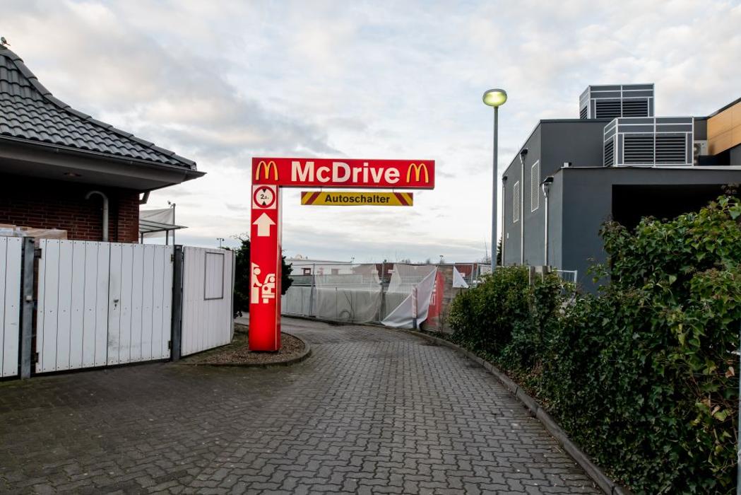 McDonald's, Harburger Straße in Stade