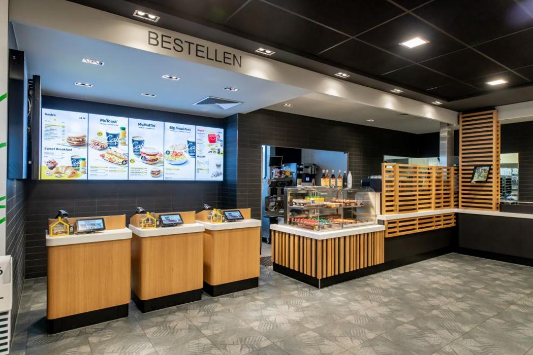 McDonald's, Harburger Straße in Stade