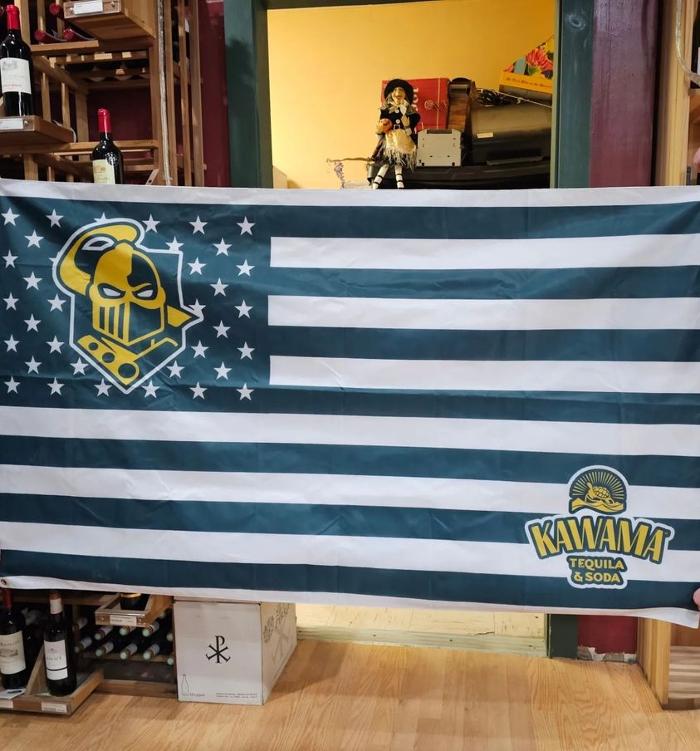 T & R Wines & Liquors Image