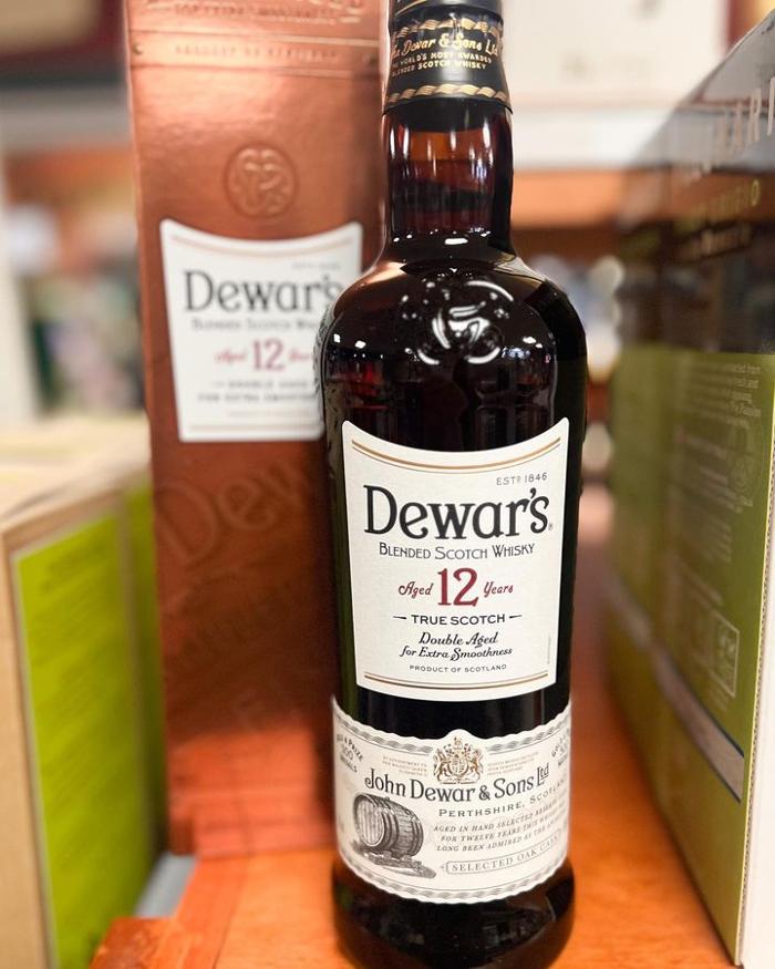 T & R Wines & Liquors Image