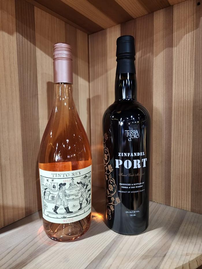 T & R Wines & Liquors Image