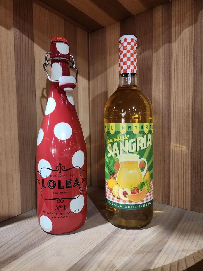 T & R Wines & Liquors Image