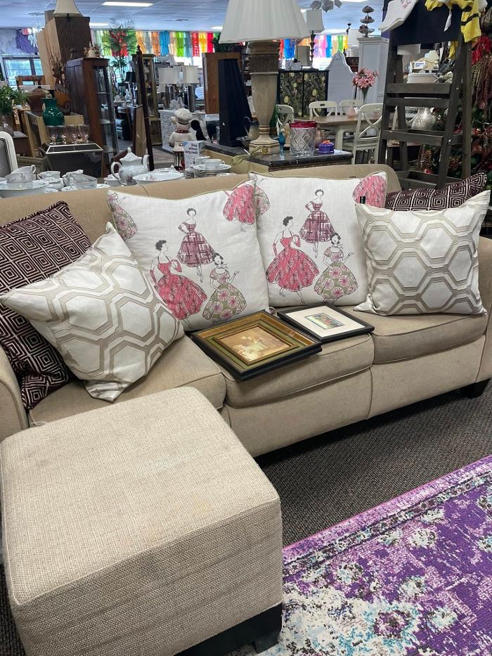 The Purple Door - Deland, FL