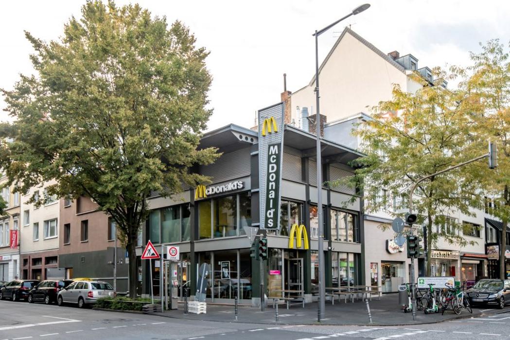 McDonald's, Neusser Straße in Köln