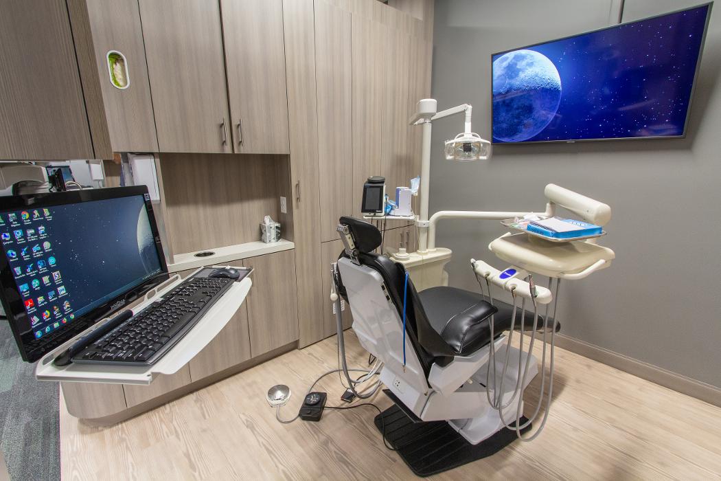 Tri City Dental Care of Cerritos - Cerritos, CA