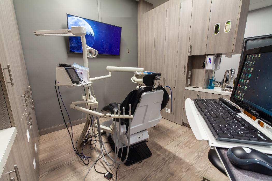 Tri City Dental Care of Cerritos - Cerritos, CA