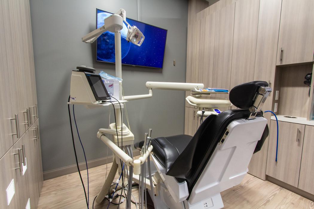 Tri City Dental Care of Cerritos - Cerritos, CA