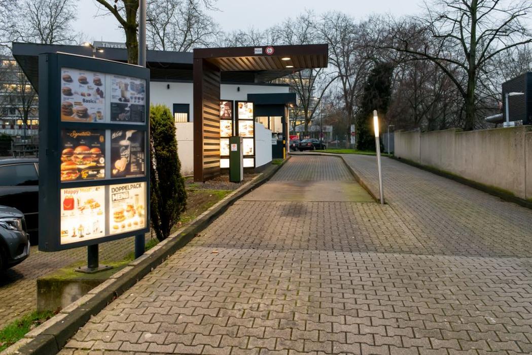McDonald's, Duisburger Straße in Duisburg