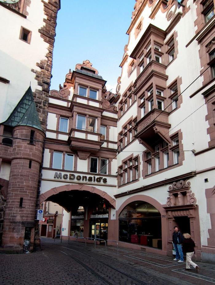 McDonald's, Kaiser-Joseph-Straße in Freiburg im Breisgau