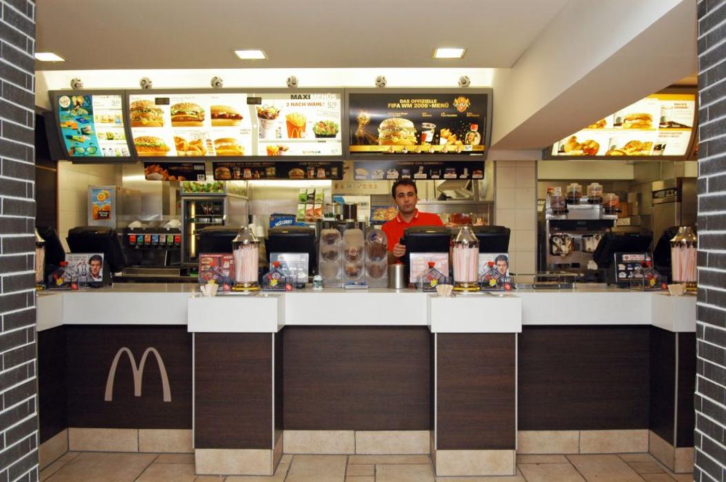 McDonald's, Rudolfplatz in Köln
