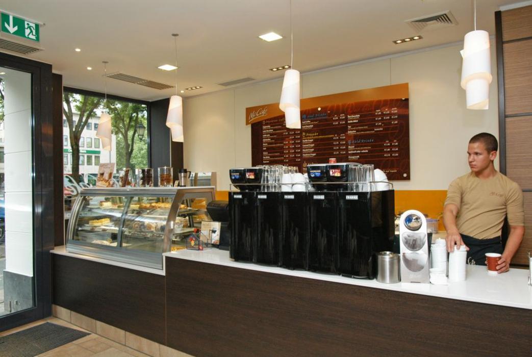 McDonald's, Rudolfplatz in Köln