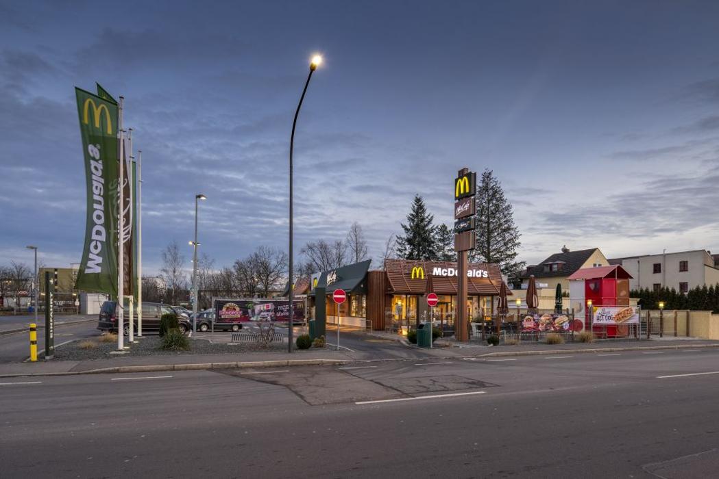 McDonald's, Dr.-Seeling-Straße in Weiden in der Oberpfalz