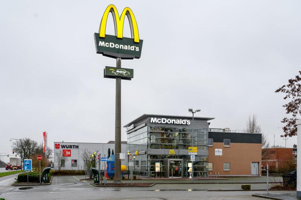 McDonald's, Karlsruher Straße in Laatzen
