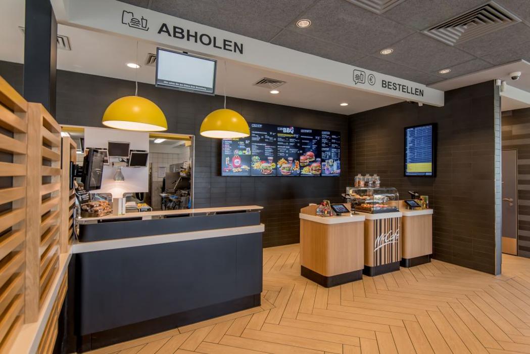 McDonald's, Am Bullhamm in Jever