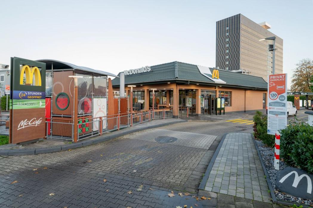 McDonald's, Fährstraße in Düsseldorf