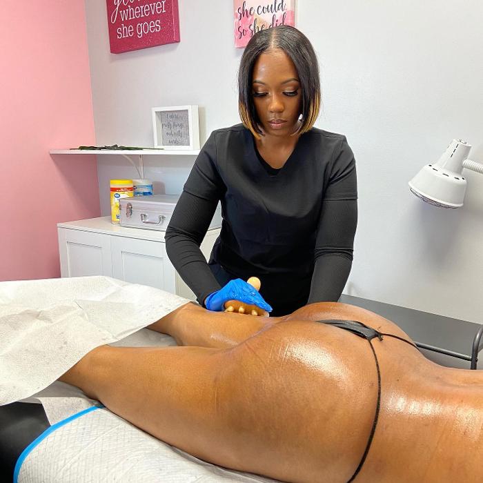 Forever Pretti Body Studio - Schaumburg, IL