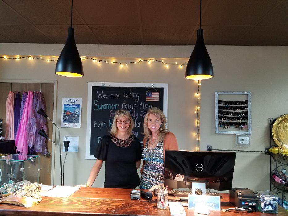 Olde Town Exchange Consignment Store Logo