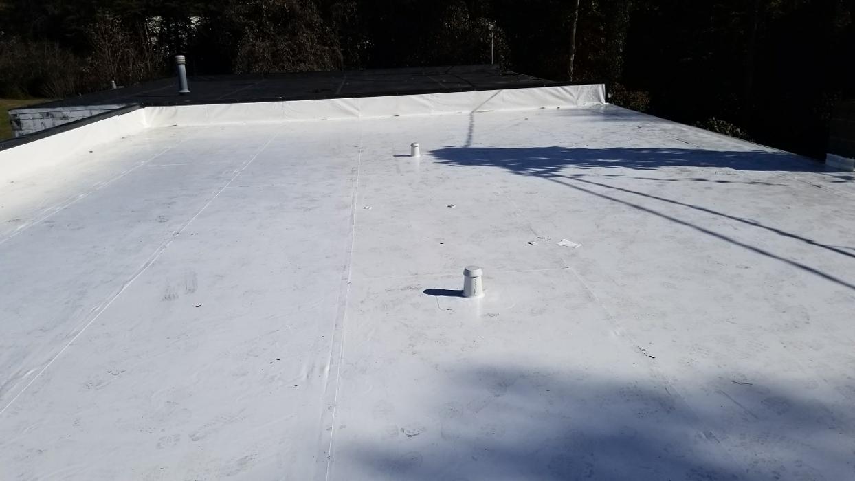 BNH Builders & Roofing Image