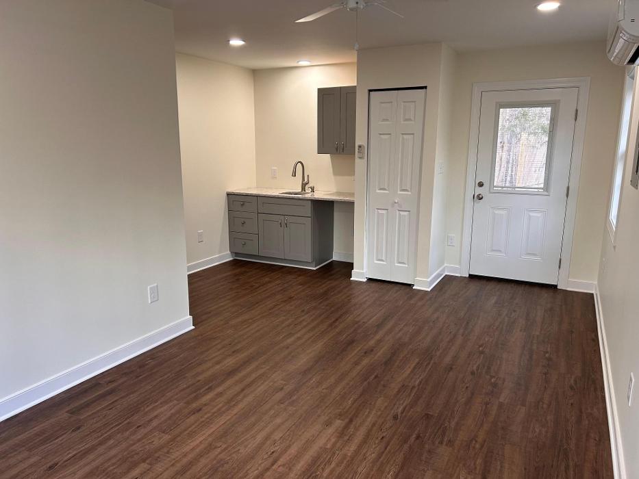 BNH Builders & Roofing Image