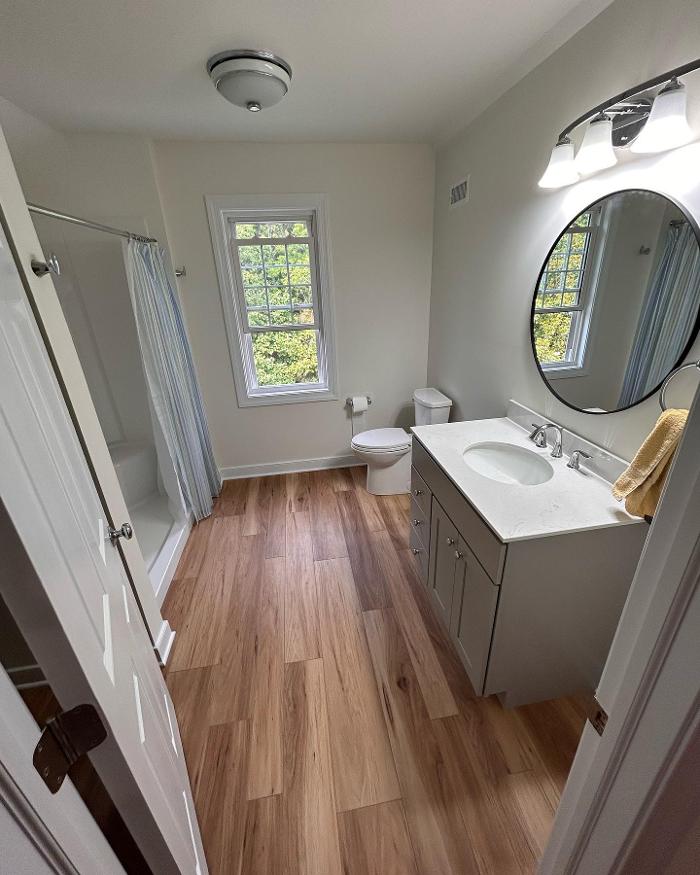 BNH Builders & Roofing Image