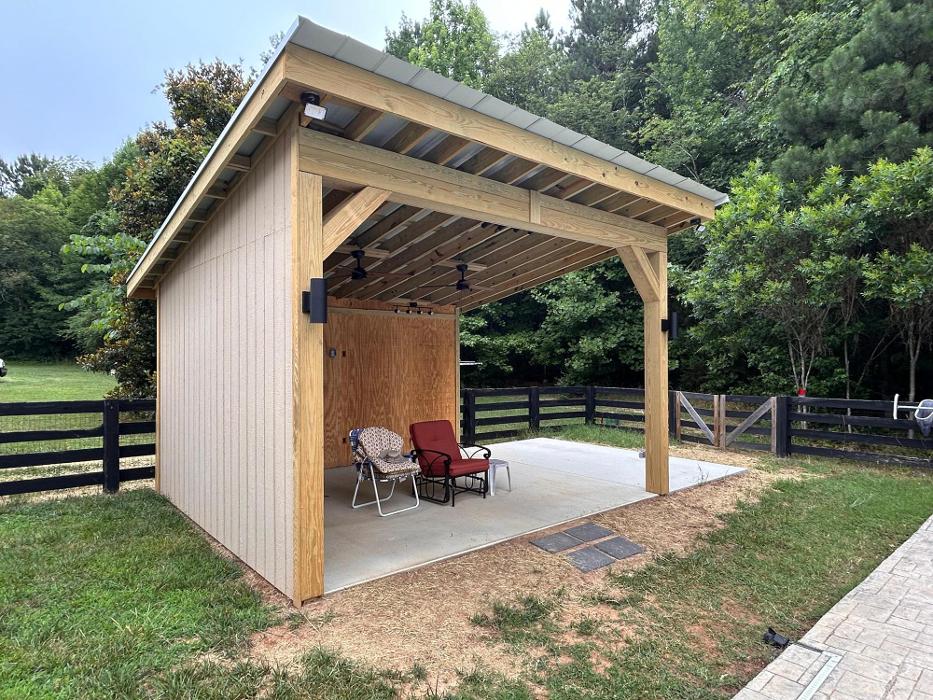 BNH Builders & Roofing Image