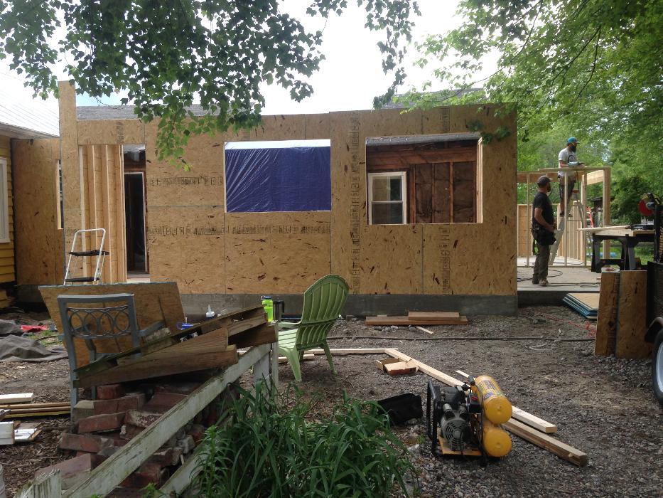 BNH Builders & Roofing Image