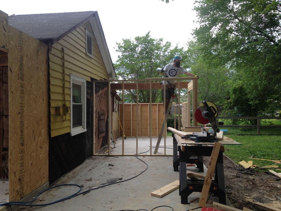 BNH Builders & Roofing Image