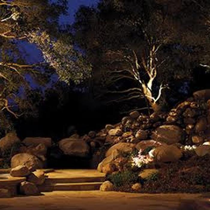 Clay's Clippers Landscape Creations Inc. Image