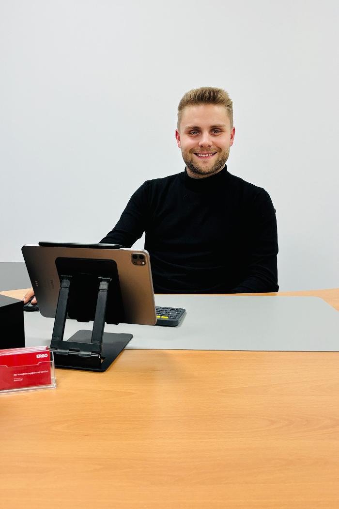 ERGO Versicherung Dominik Uhl, Wallerfanger Straße in Saarlouis