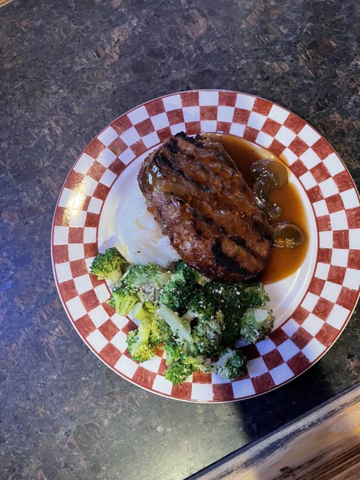 Ibis Pub &amp; Grill Logo