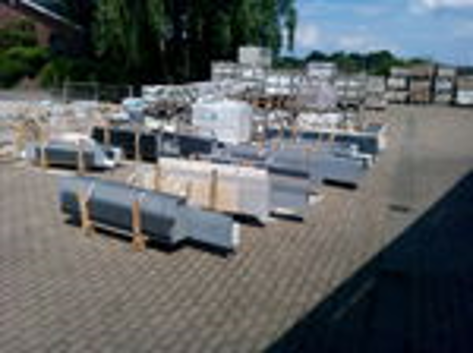 Graniti-Piti, Kirchturmstraße in Wesel