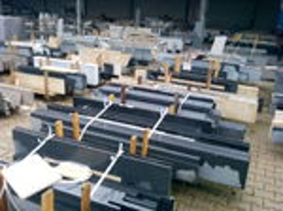 Graniti-Piti, Kirchturmstraße in Wesel