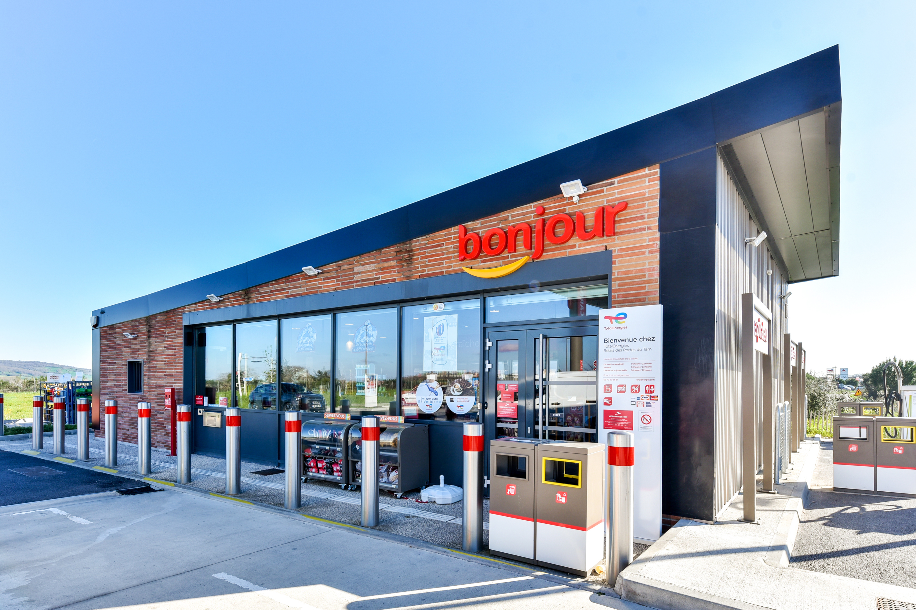 This is a picture representing NF080232 (FUELING) - RELAIS PORTES DU TARN