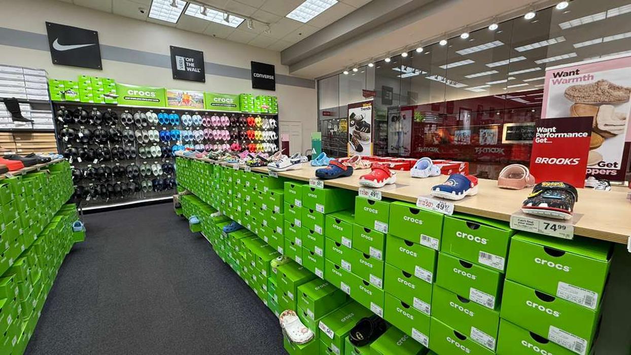 Off Broadway Shoe Warehouse Image