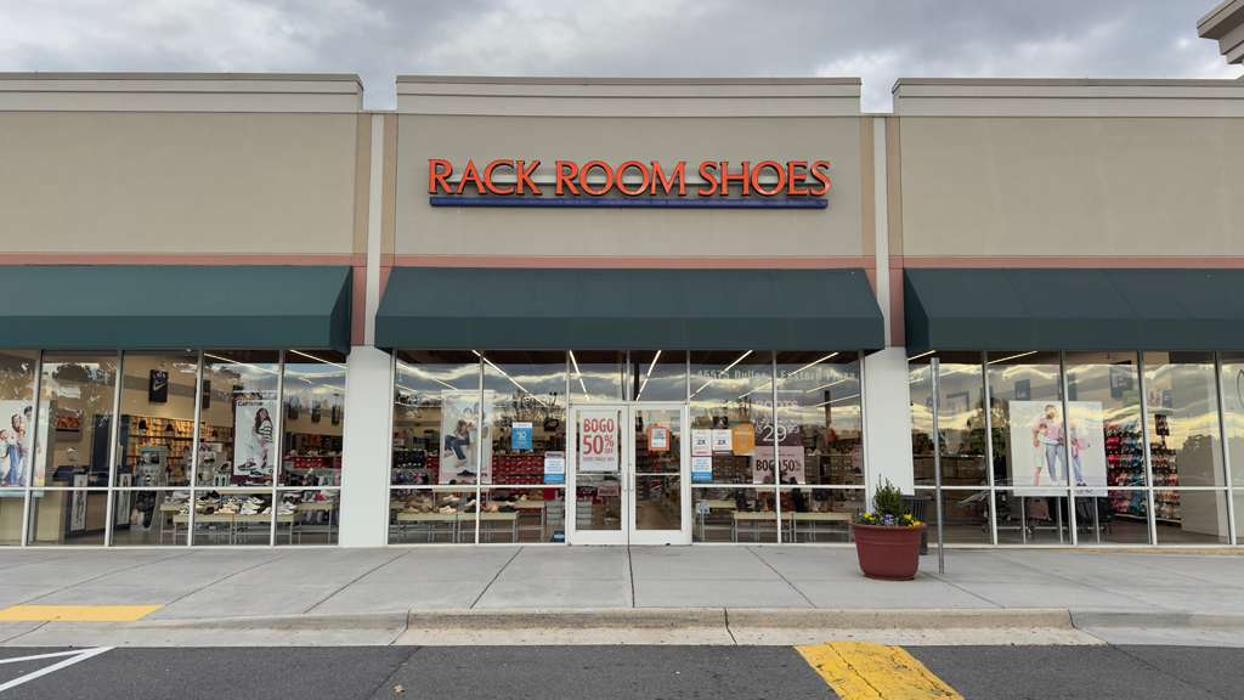 Rack Room Shoes Logo